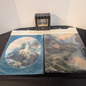 Thomas Kinkade Nightlight Christmas Cottage 2007, 2 New Garden Flags Lot